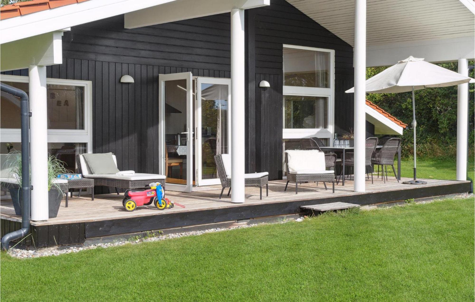 Amazing Home In Askeby With Sauna Екстер'єр фото
